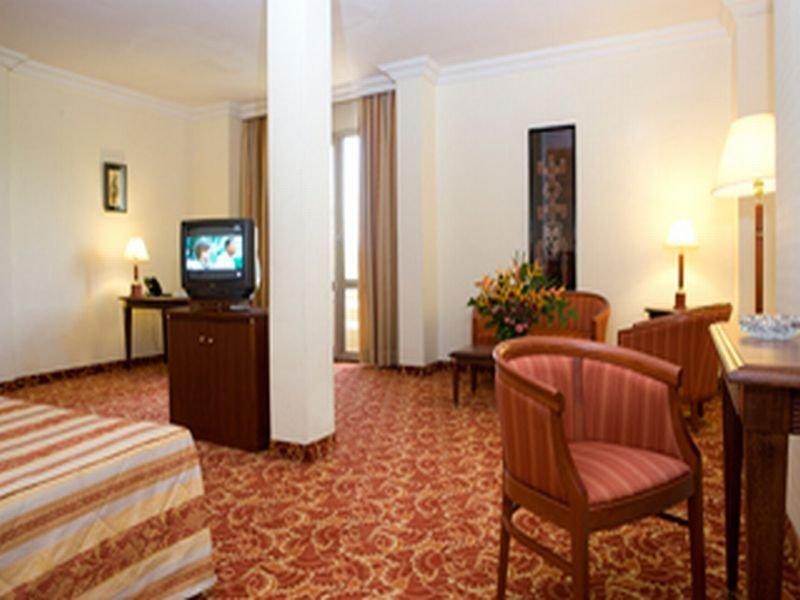Grand Hotel Bamako Exterior photo